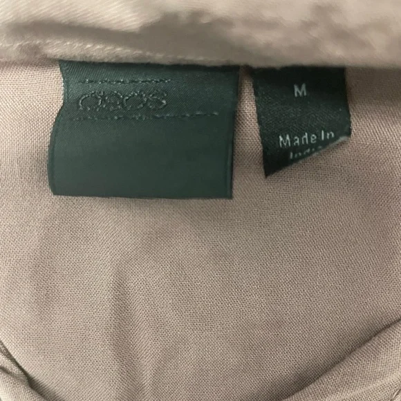 ASOS Roses Short Sleeved Button Down - Picture 2 of 3